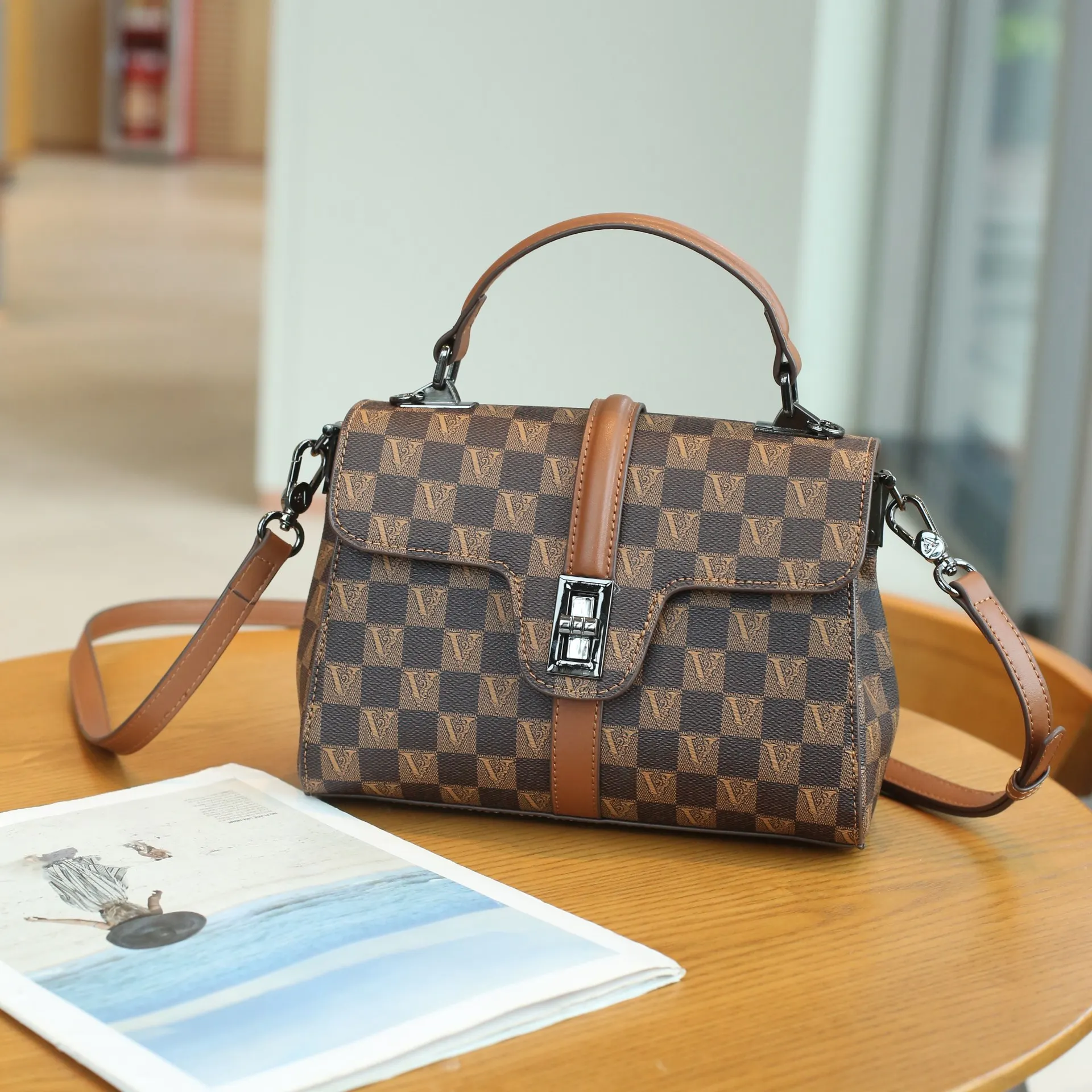 High Quality Crossbody Bag for Women's 2023 New Trendy One Shoulder Portable Large Capacity Fashionable Versatile Mom Bucket Bag