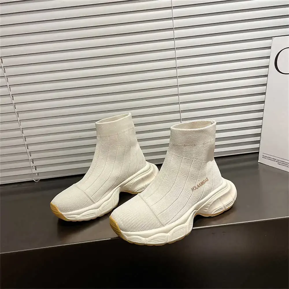 Stivali Neri Enormi Scarpe Da Donna Scarpe Da Corsa Traspiranti Stivali Da Strada Sneakers Sport Teniz Prezzi Bassi Luxery Krovka 2024