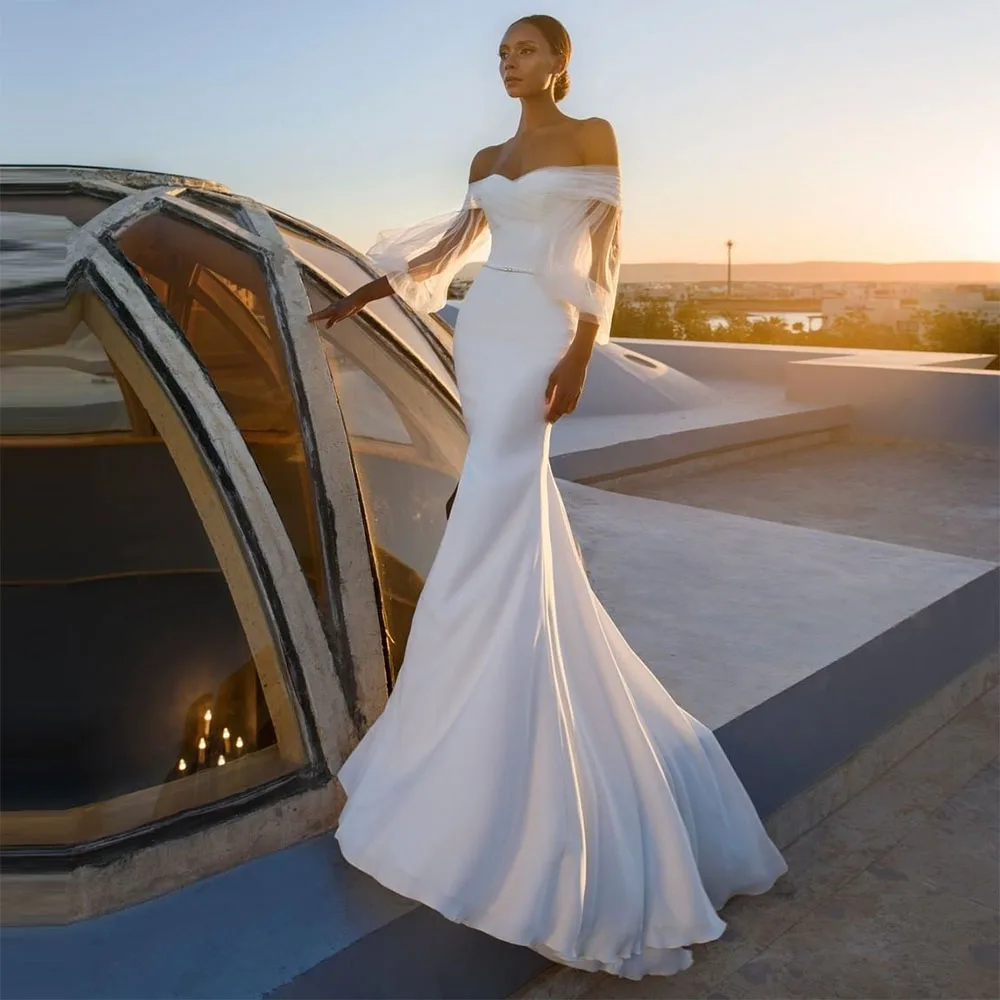 

Sevintage Modern Mermaid Satin Wedding Dresses Puff Sleeves Off the Shoulder Pleat Ruched Wedding Gown Boho Bridal Dress 2022