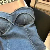 Haut court en denim sans bretelles pour femme, couleur rétro, tendance, épicé, été 2024, nouveau, doux et cool, asymétrique, nombril 3
