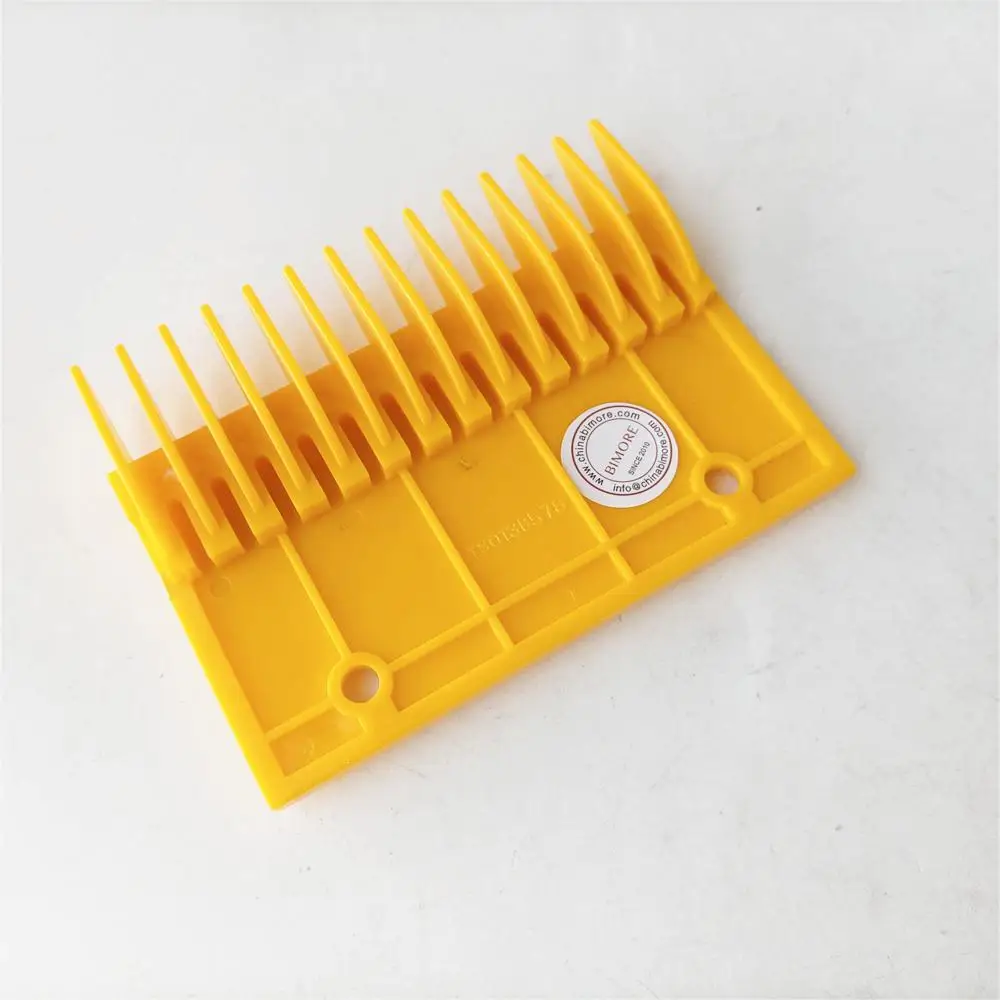 YS013B578 Escalator Step Comb Plate Plastic Yellow 14 Teeth Combplate Escalator Parts