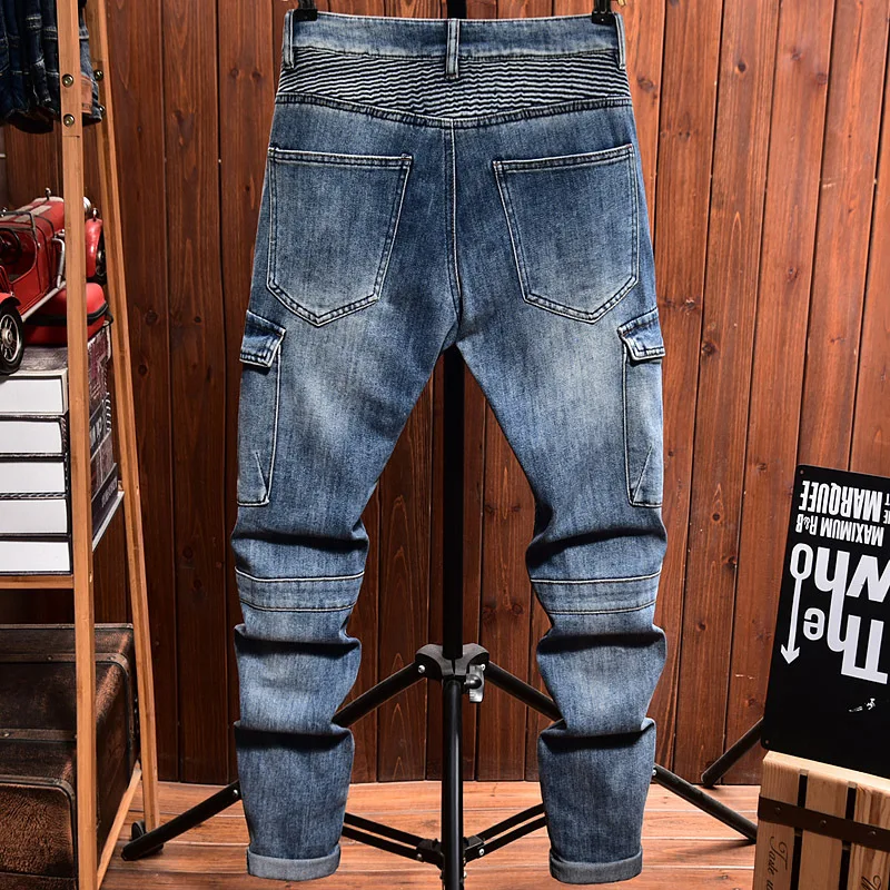 Рисунок 2 - Новые мужские облегающие джинсы