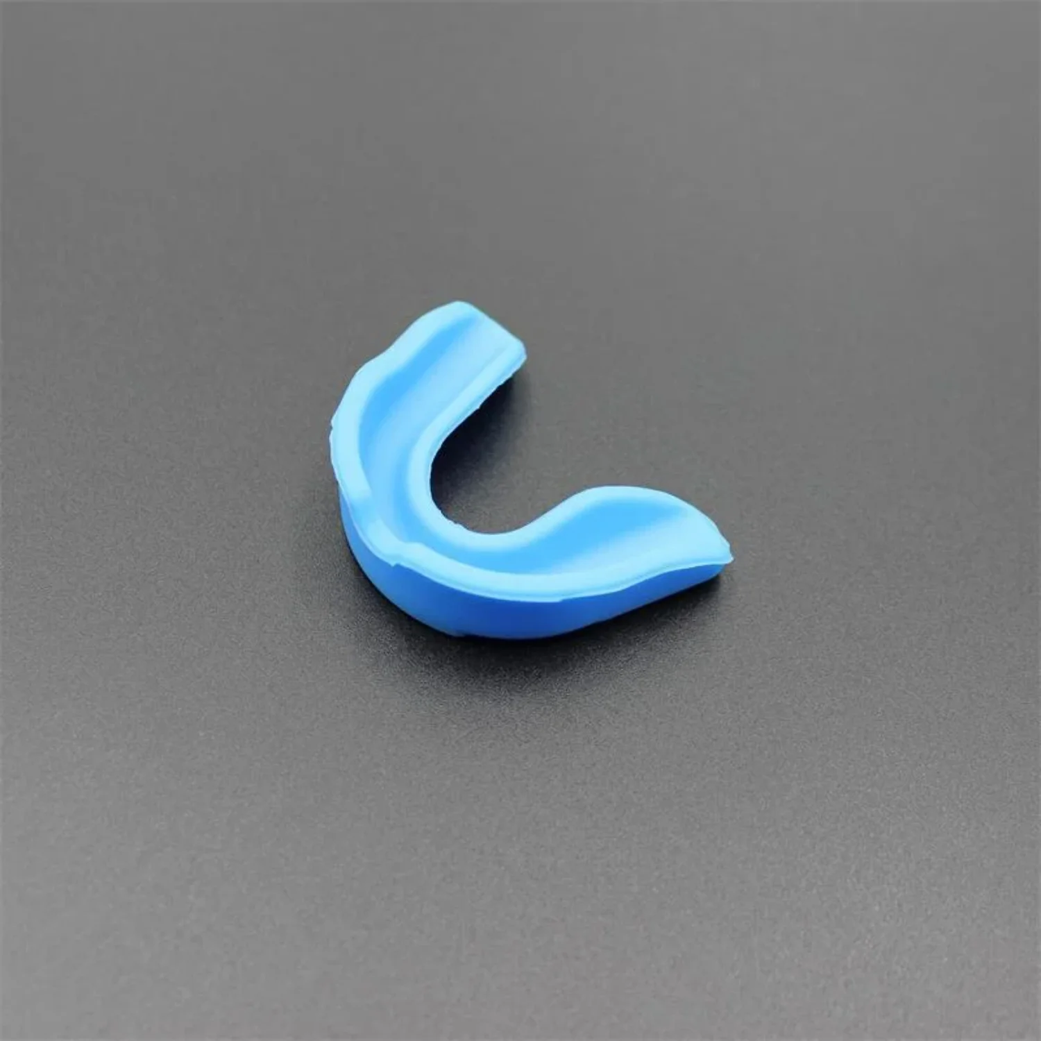 Whitening tray Night time gum shield Bruxism plaque Boxing ukraine Football mouthguard Mouthguard