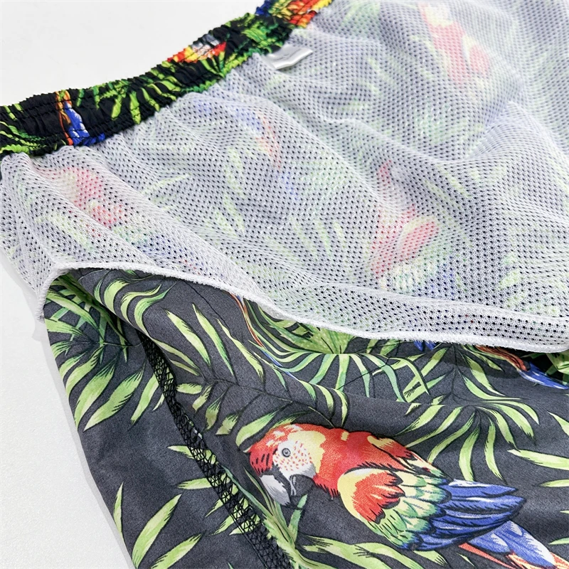 Stylish men Beach Pants handsome men Surf Shorts Swimsuit Short summer Casual shorts With breathable mesh lining 3