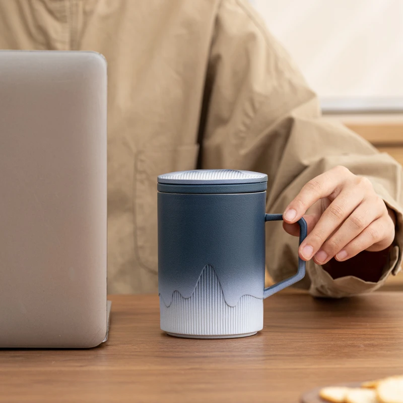 Creative Ceramic Gradient Color Tea Cup, with Cover, Chinese Style Office Supplies, Handle, Tea Water Filter Separation Mug, 1Pc
