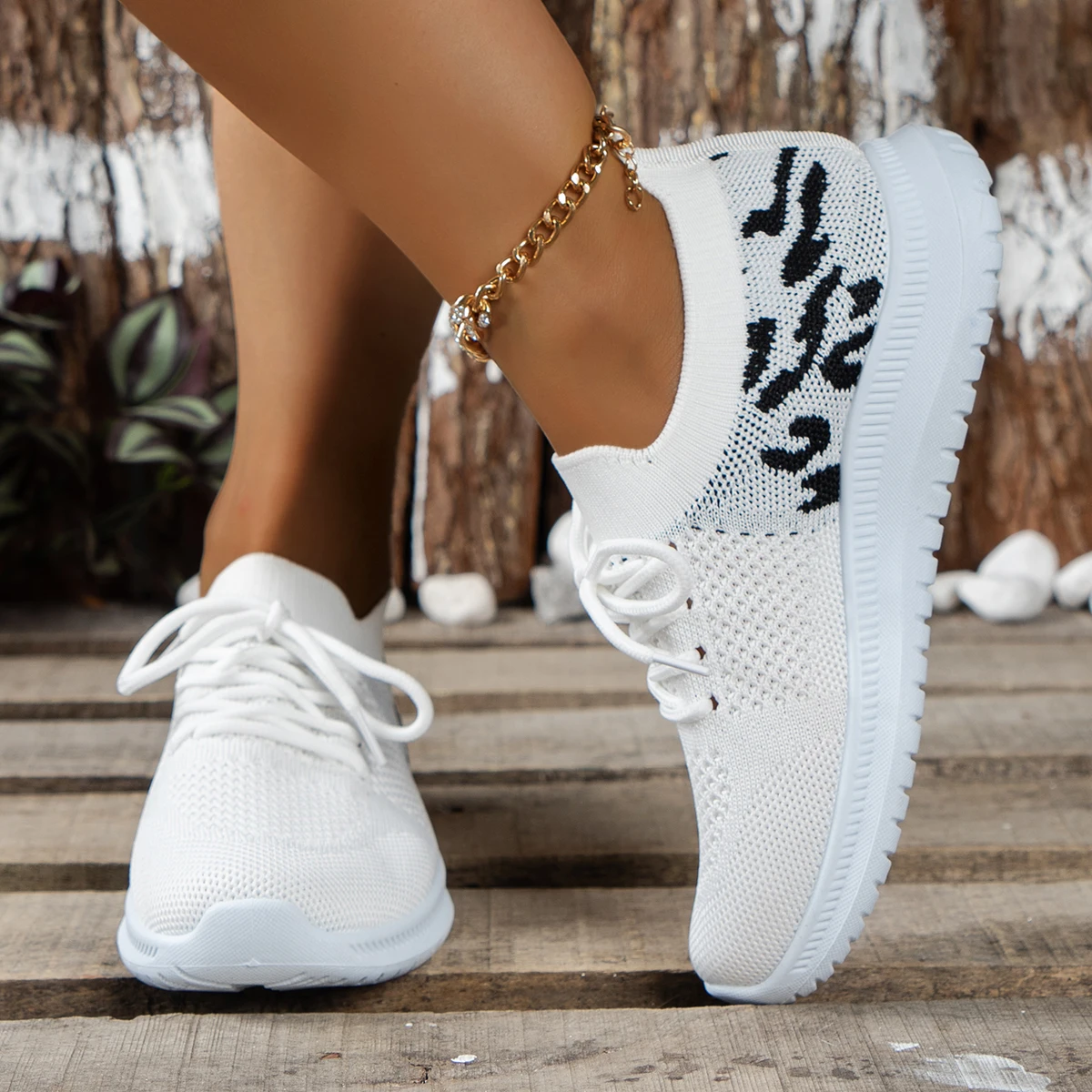 

Leopard Print Knitted Sports Shoes Women Casual Lace-Up Breathable Sneakers Woman Lightweight Non-Slip Lady Walking Shoe Autumn
