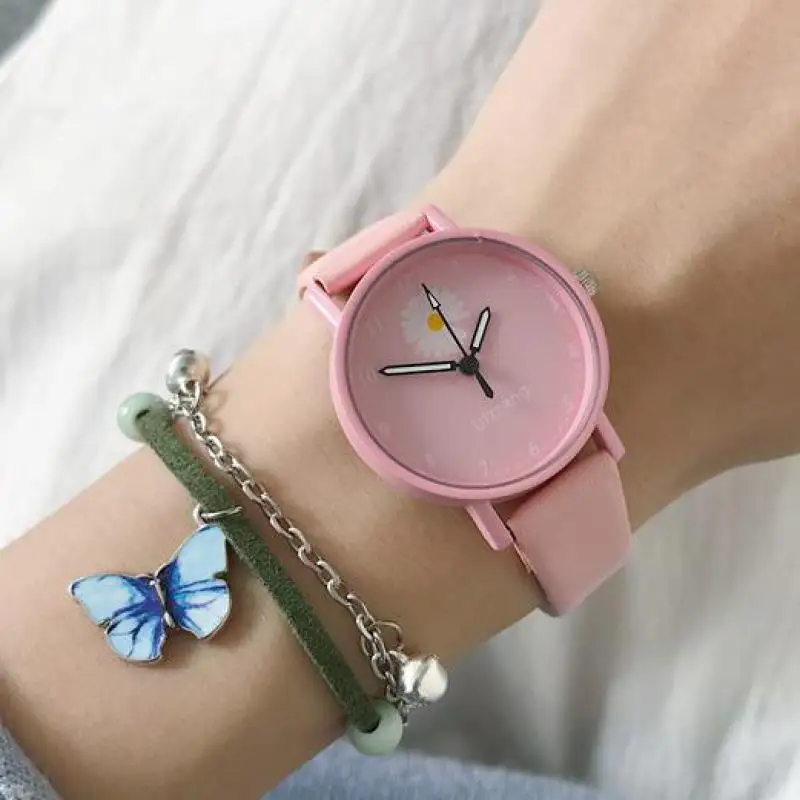 

Simple Round Quartz Cartoon Flower Dial Casual Wrist Watches Leather Strap for Women Fashionable Clock Waterproof Wristwatch