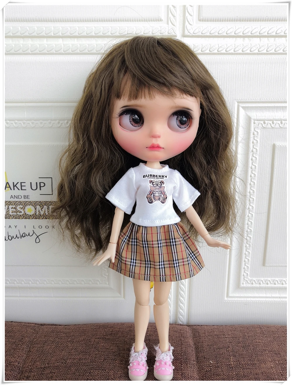 

(Рисунки случайные) Φ 1/6 рубашка и короткая юбка 30 см bjd игрушечная ткань (подходит для Pullip,Ob24, Licca)