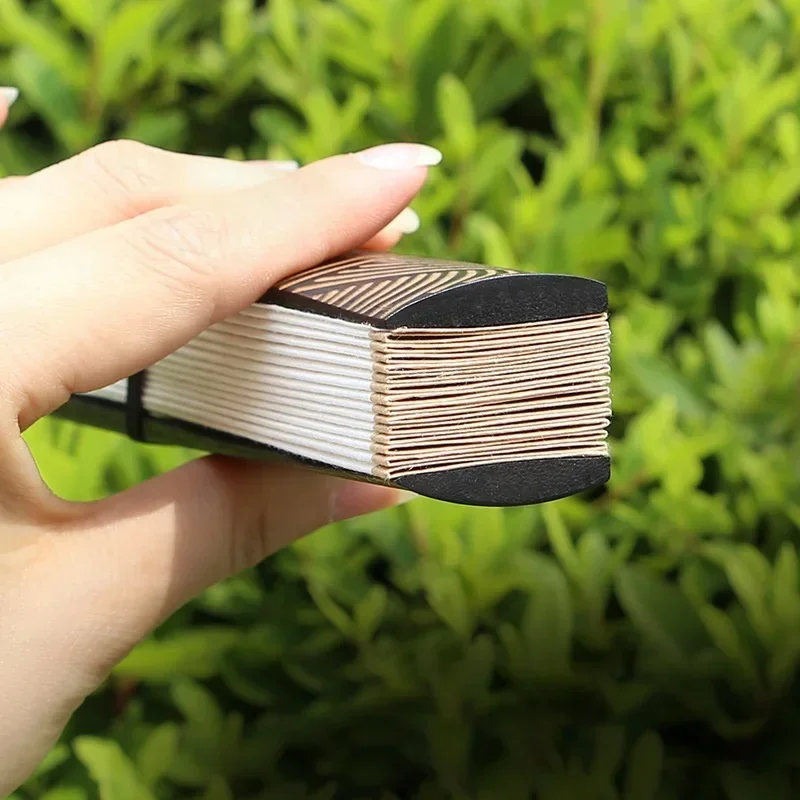 1 Pcs New Chinese Style Hand Fan Cloud Pattern Carved Gold Sprinkling Waterproof Silk Antique Tassel Men And Women Dance Fans