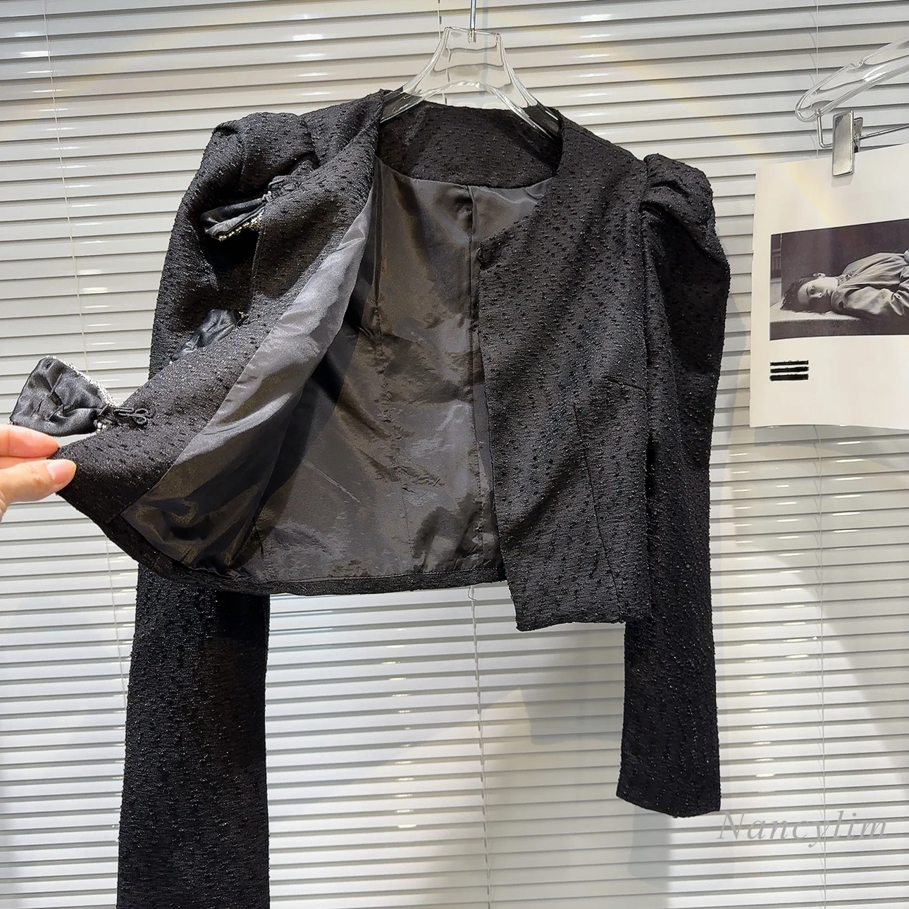 2023 Spring New Classic Style Rhinestone Bow Decoration Puff Sleeve Short Coat for Women Chic Top Outwears