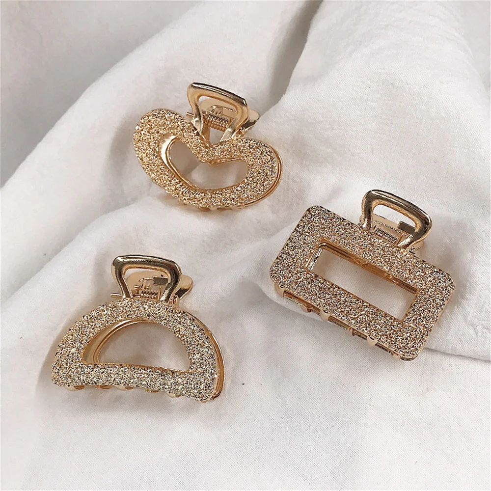 Рисунок 5 - Модные заколки для волос из сплава