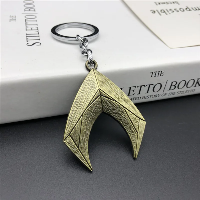 Portachiavi Ufficiale DC Justice League - Aquaman Logo In Peltro, Accessorio Collezionabile