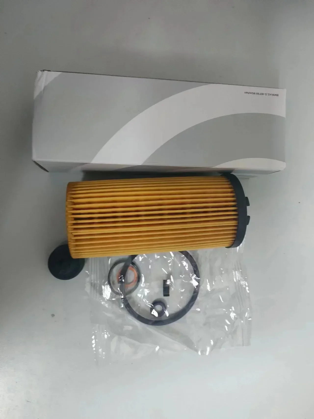 11428593186 High quality Engine Oil Filter For Bmw Cooper Mini N46 N20 N55 Engine Oil Filter 11 42 8 593 186