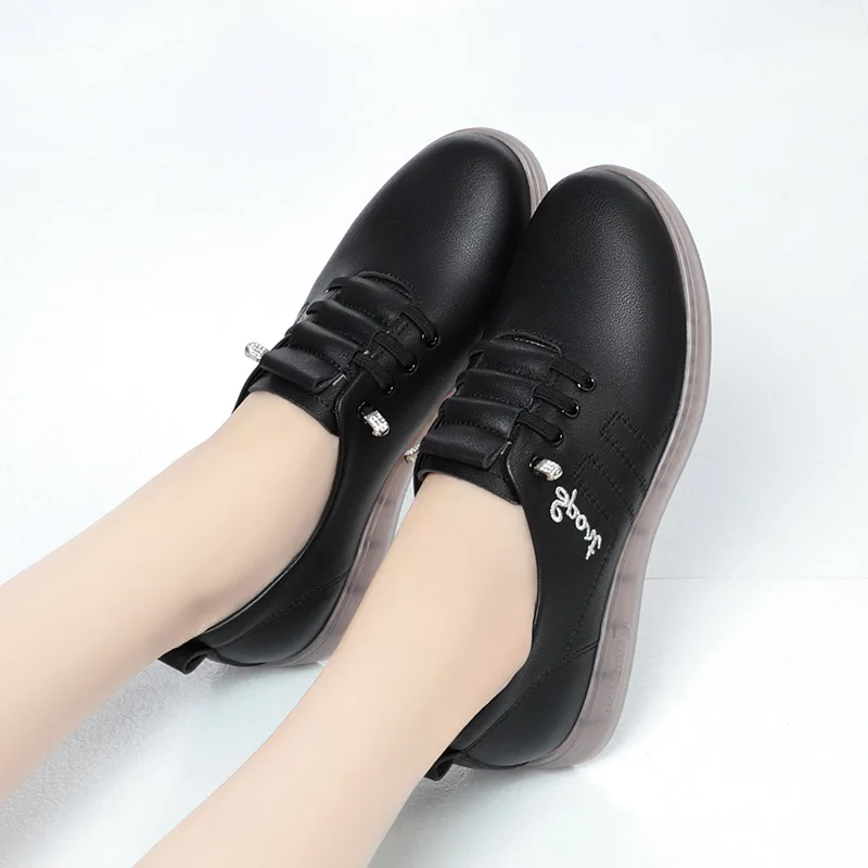 Women's Casual Leather Shoes Spring/Autumn/Winter Anti-slip Soft Bottom Leather Oxford Soft Sole Comfortable Versatile Shoes New