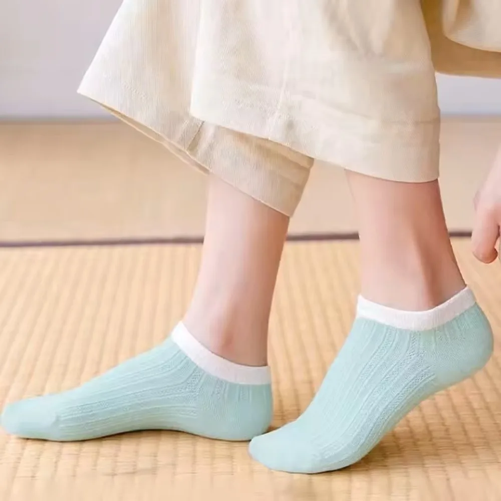 Multicolor Breathable Thin Ankle Socks Women Moisture Wicking