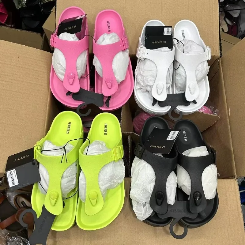 2023 New Korean Trend Summer Cloud EVA Slippers Women Flat Soft Comfort Indoor Outdoor Slides Women Flip Flops Beach Sandals