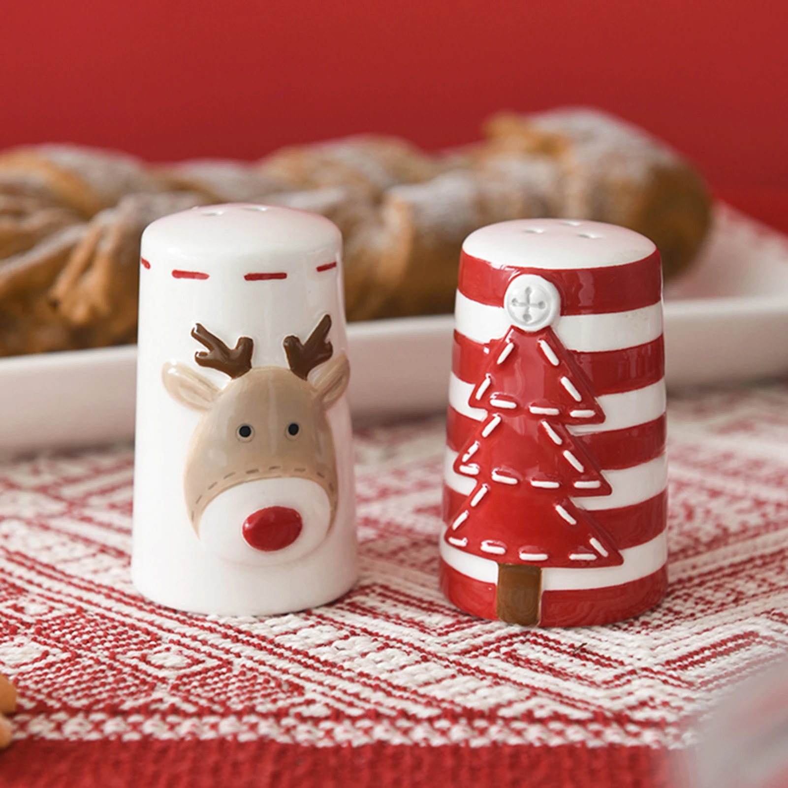 Ceramic Christmas Teapot Set Seasoning Jar Set Salt And Pepper Bottle Kitchenware Kitchen Decorations