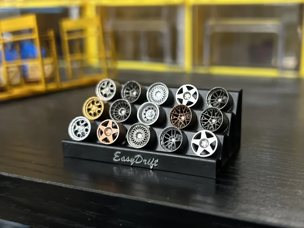 

1/64 Diorama Wheel Display Stand Model Repair Workshop Maintanence Tool Prop Scene Model Collection Gift