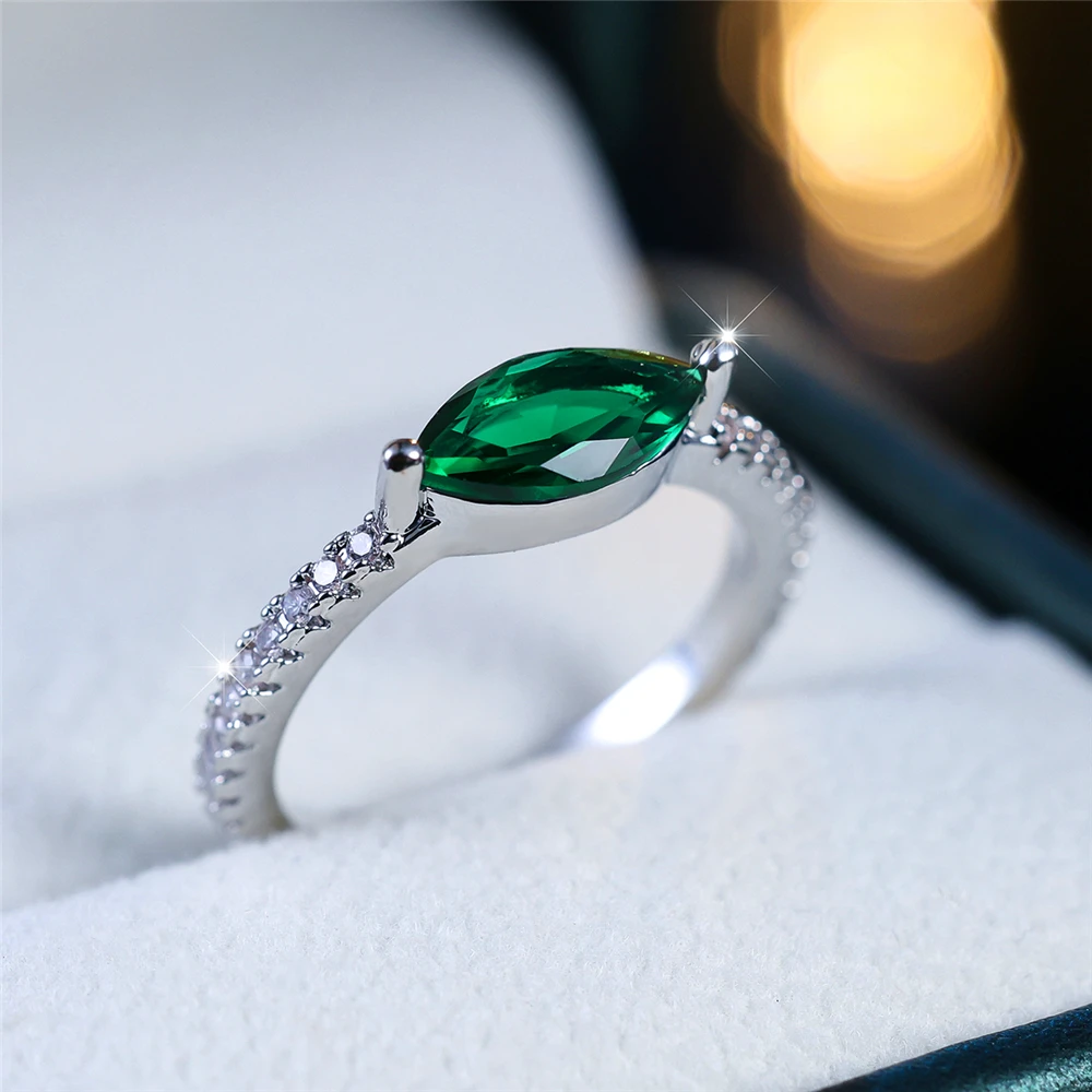 Cute Female Crystal Green Zircon Stone Engagement Ring Vintage Silver Color Wedding Jewelry For Women