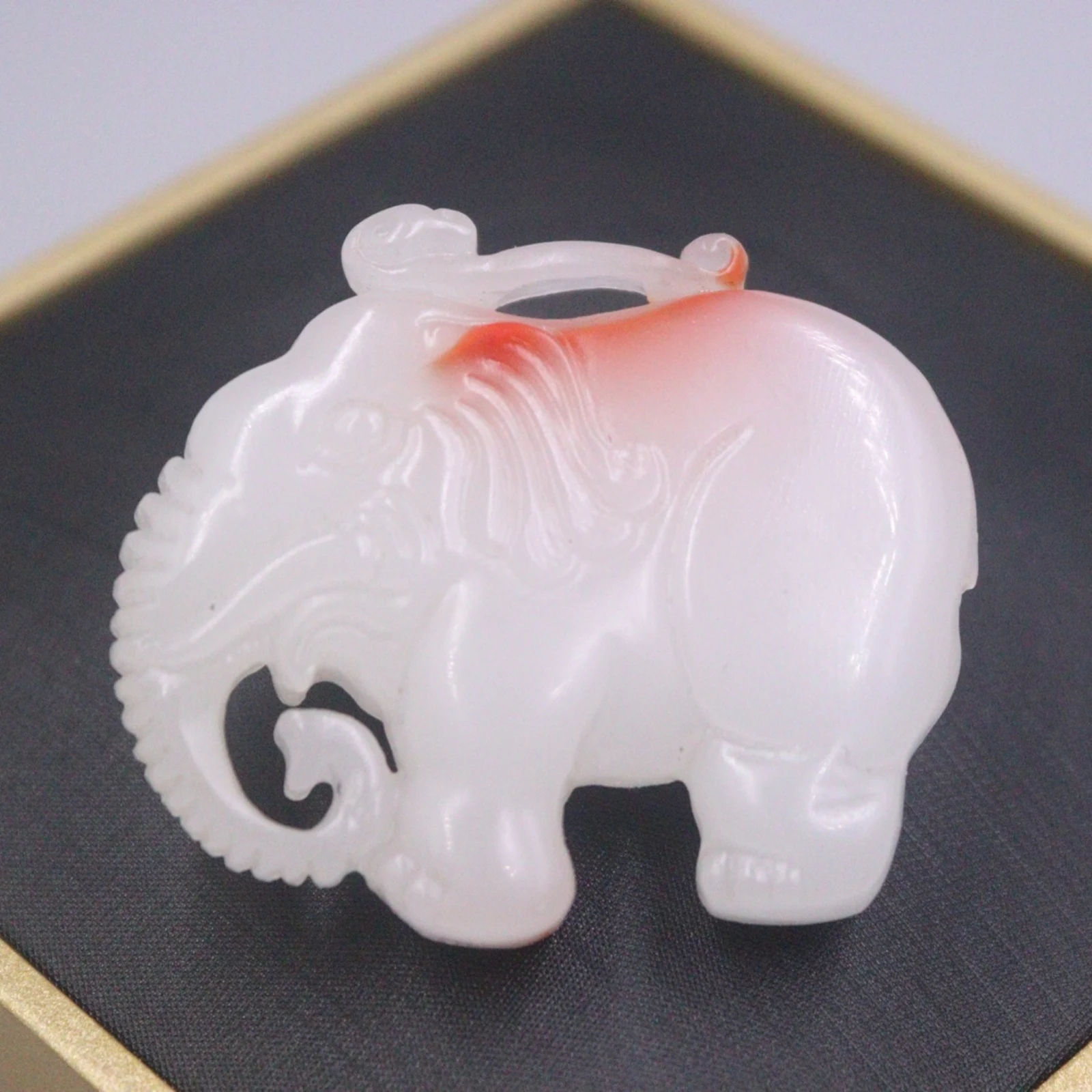 

Натуральный нефрит, подарок для мужчин и женщин, подвеска на удачу с изображением милого Белого красного слона