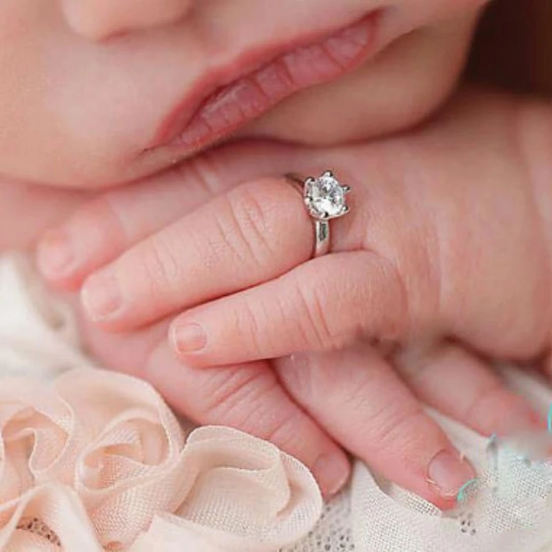 

Chic Newborn Baby Photography Props Angel Hope Rings with Elegant for Rhinestone Lovely Shining Rings Easy to Wear DropShipping