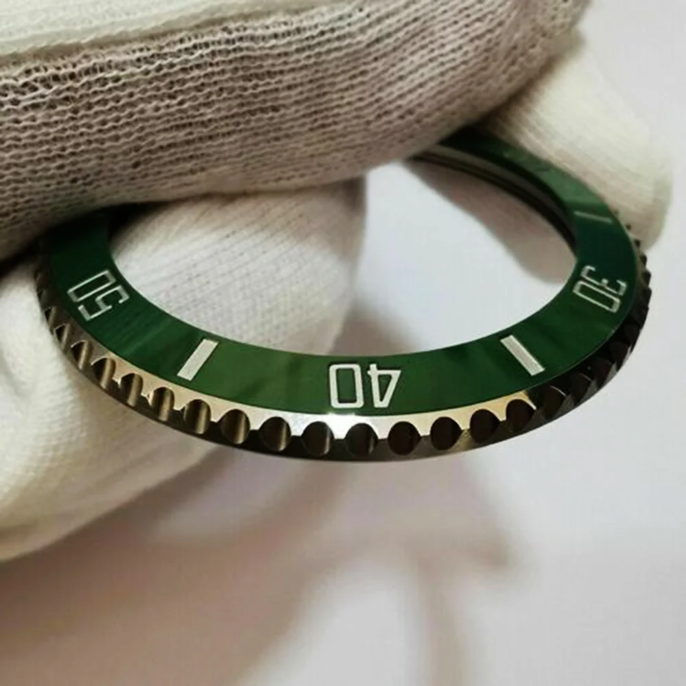 Steel Bezel with Black and Green Ceramic Insert