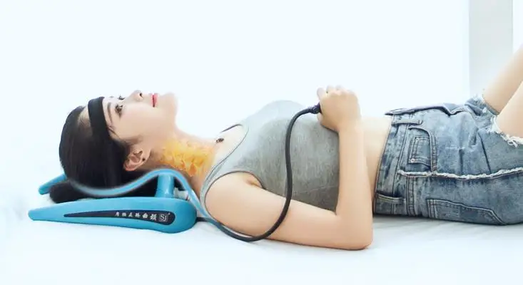 Cervical traction apparatus cervical spondylosis inflatable correction household neck collar and neck stretcher a neck pain