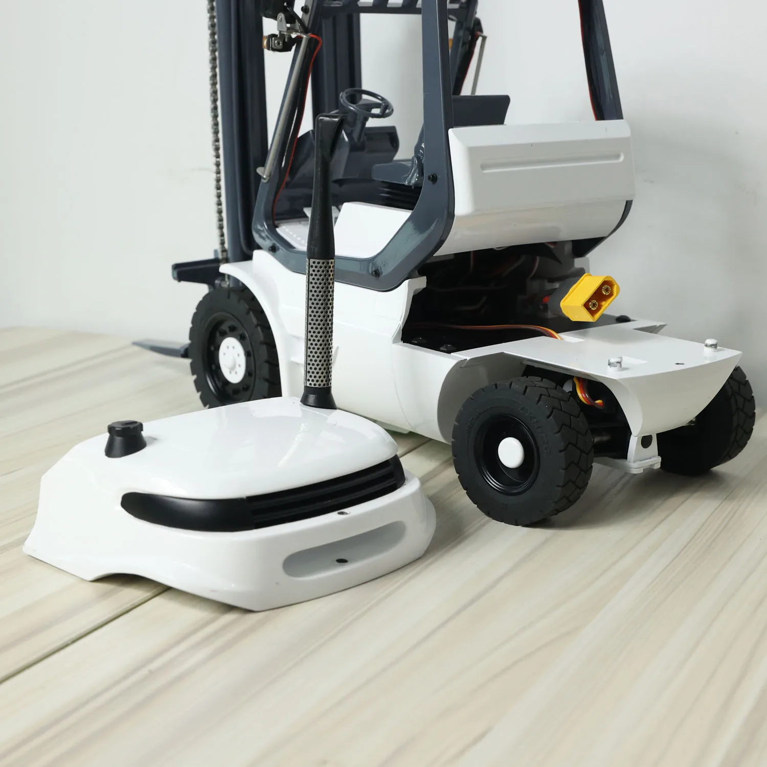Toys 1/14 RTR Mini RC Hydraulic Forklift Metal Wheeled Transfer DIY Painted Finished Folk Lift Truck Car Vehicle Model for Boy 6