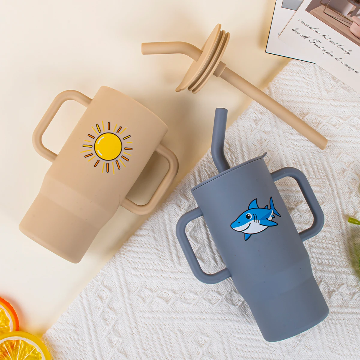 실리콘 240ml 프린트된 학습용 컵,  누수 방지 빨대컵,  이중 손잡이 훈련용 물컵, 식품 등급 실리콘 어린이용 컵