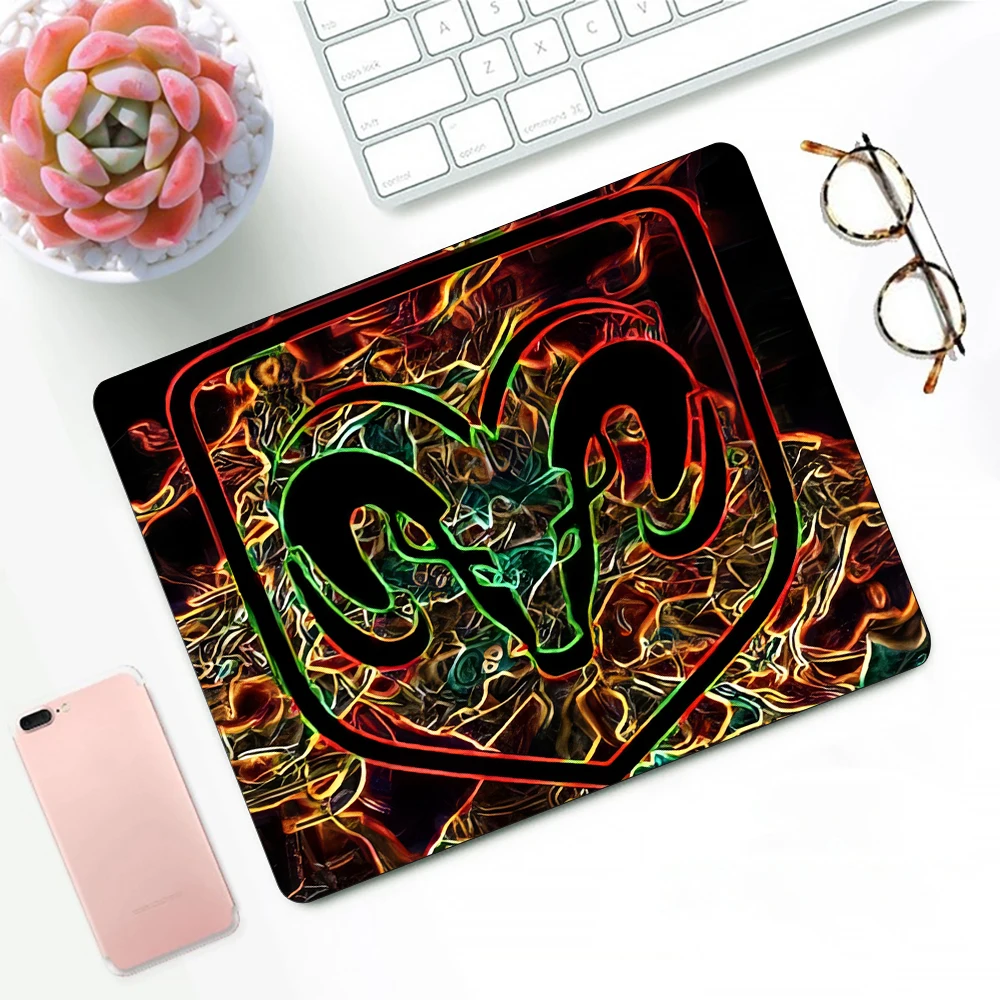 

23 Luxury Fashion D-Dodges Logo office mouse gamer soft mouse pad mouse pad anti-slip student office desk anti-slip mat 18x22cm