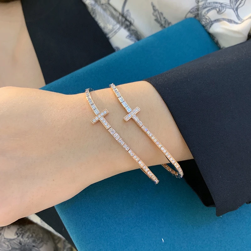 Sef0a8b50427943cebe602fb23d3456c7I Aazuo Fine Jewelry 18K Solid Rose Gold Natrual Diamonds 1.7ct Fairy Cross Bracelet For Woman Senior Banquet Engagement Party