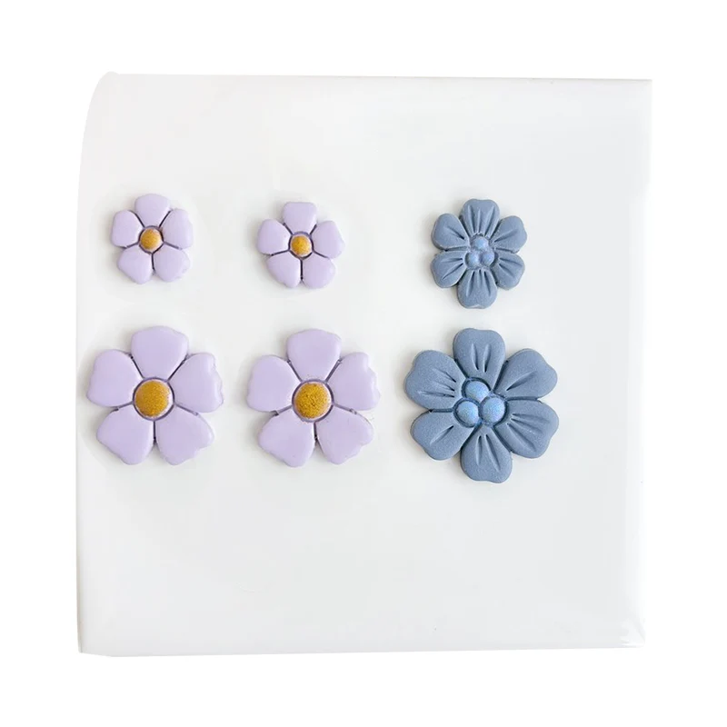 Polymer Clay Cutter Mini Daisy Flower Earrings Jewelry Soft Pottery Cutting Mold Petals Embossing Clay Earring Cutter Mold