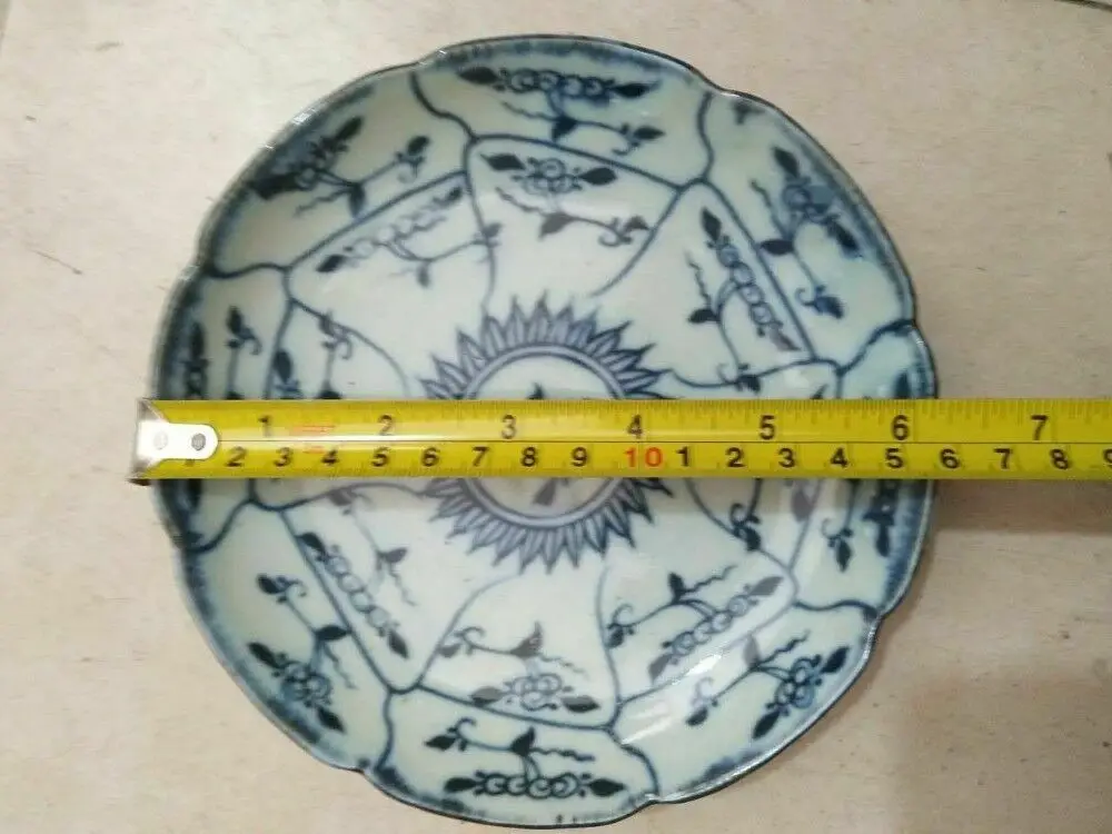 Chinese old porcelain blue and white porcelain bowl plate 3