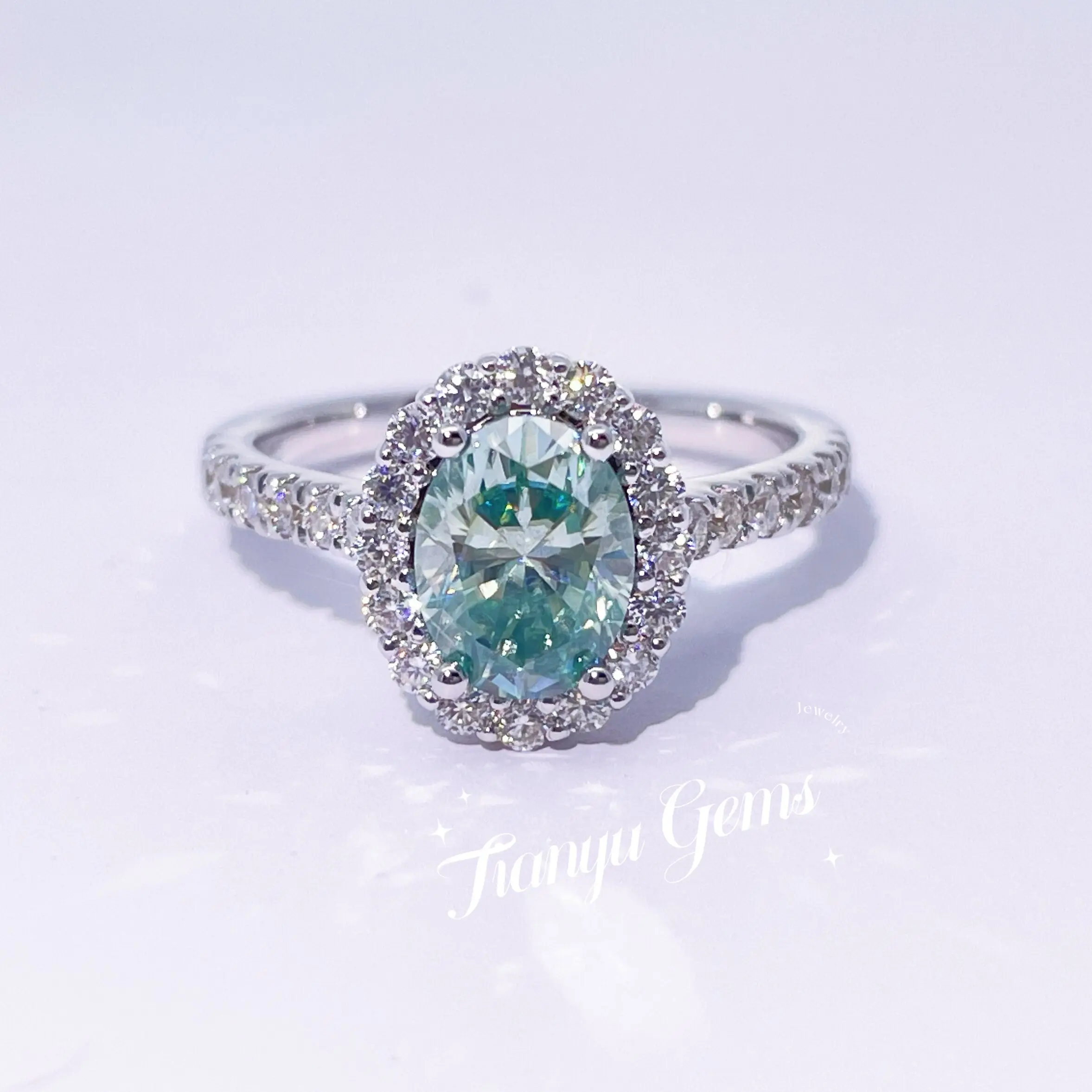 

Tianyu Gems 6x8mm Oval Blue Moissanite Halo Engagement Ring DEF White Stone Women 10k 14k 18k Au750 Real White Gold Wedding Ring