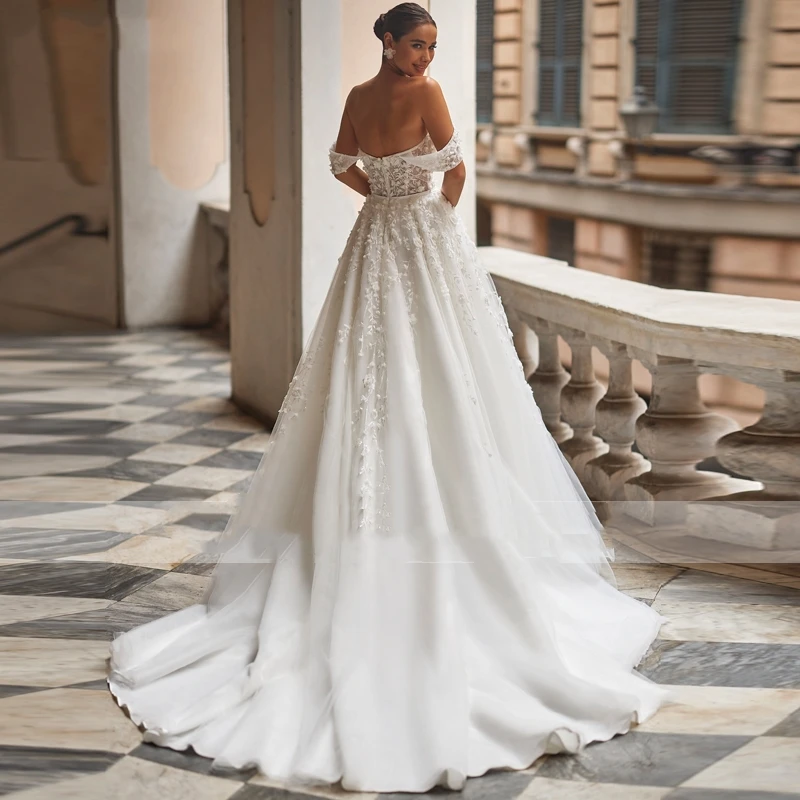 Elegant Wedding Dresses A-Line Tulle Bridal Gowns Lace Appliques Off The Shoulder Robes Vintage Vestidos De Novia Customized 2