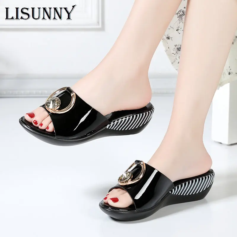 

LISUNNY 2023 Summer Platform Flip Flops Fashion Beach Shoes Striped Woman Anti-slip Genuine Leather Sandals Women Slippers Shoe