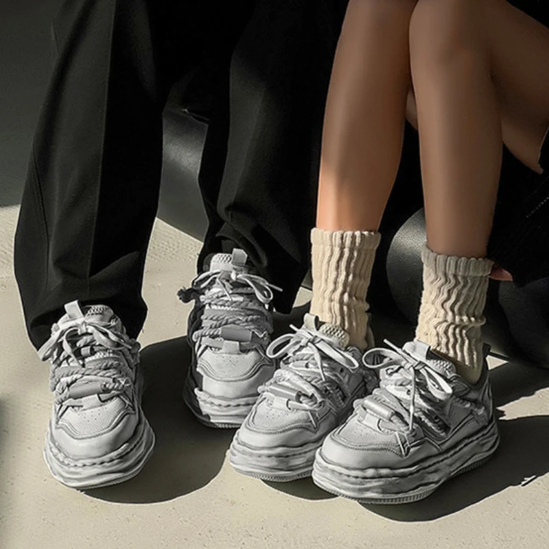 รูปสินค้า รองเท้าผ้าใบแฟชั่น Y2K สุดเท่ ใส่ได้ทุกสไตล์