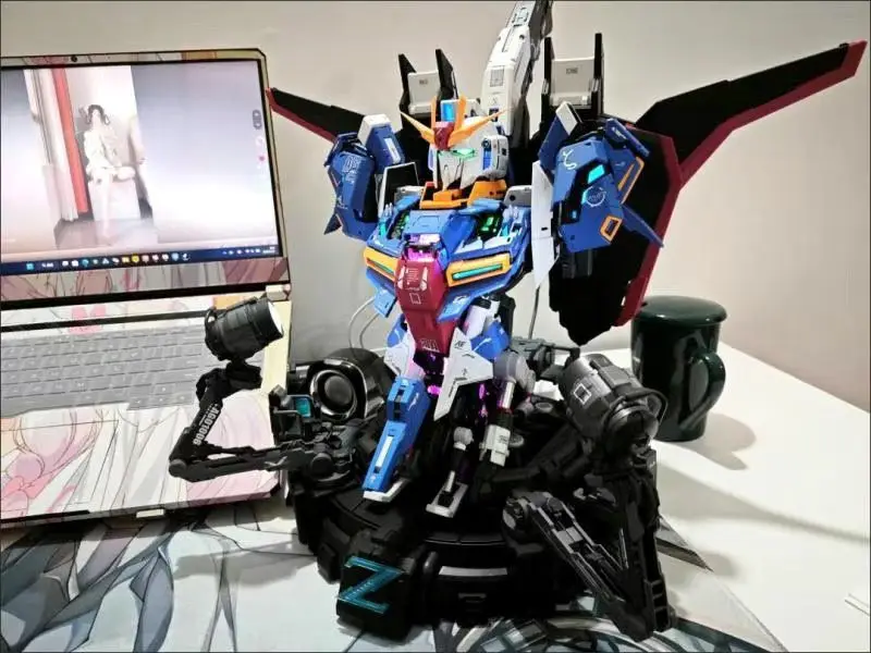 1/35　Zガンダム バストアッププラモデル LEDライト点灯 m72282260986_1.jpg?1718047689
