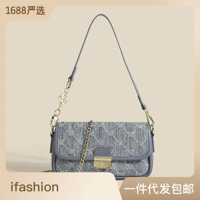 

Denim niche bag 2023 fashionable new versatile student chain crossbody with advanced feeling single shoulder underarm