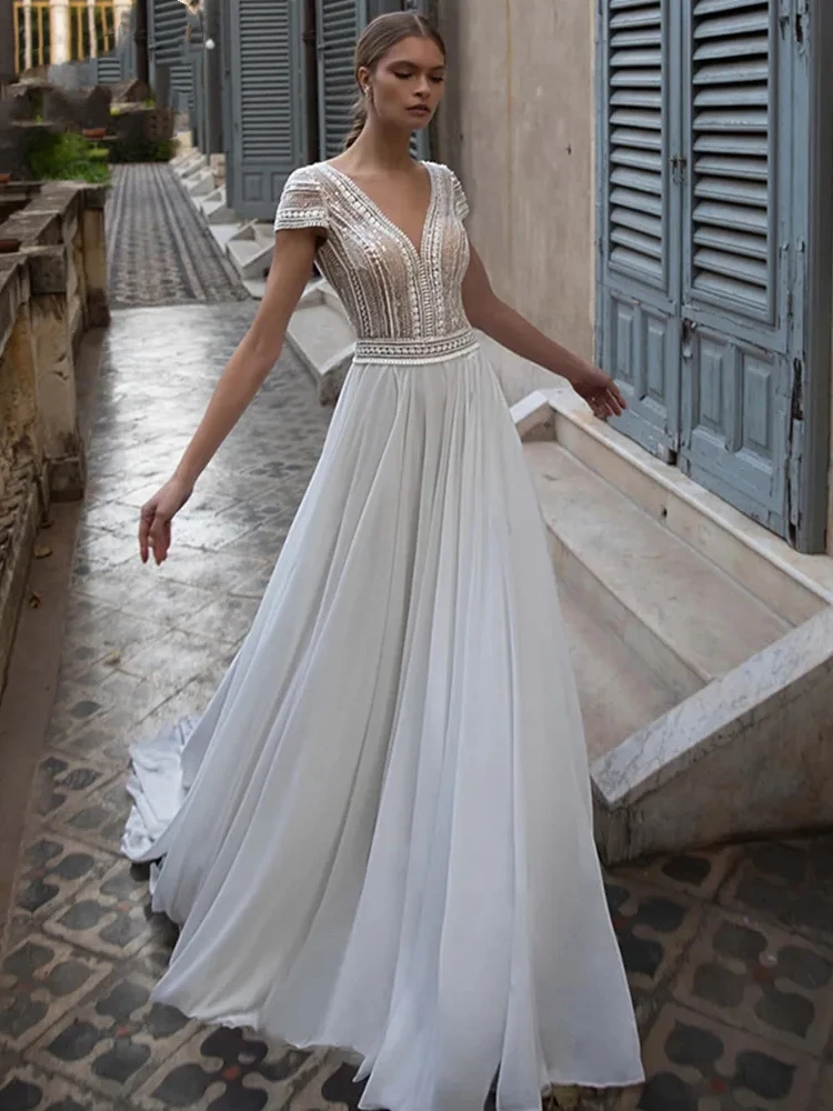 

Bohemia Vintage Wedding Dresses V-Neck A-Line Bridal Gowns Elegant Chiffon Robes Lace Appliques Lace Up Back Vestidos De Novia