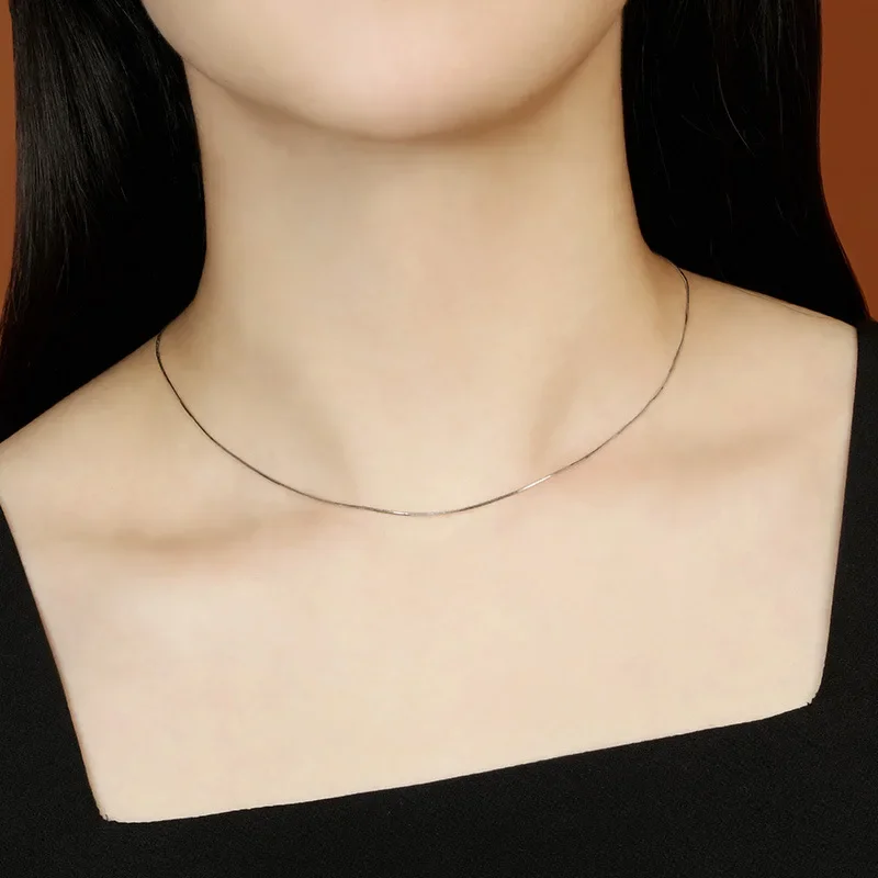 Necklace Styling