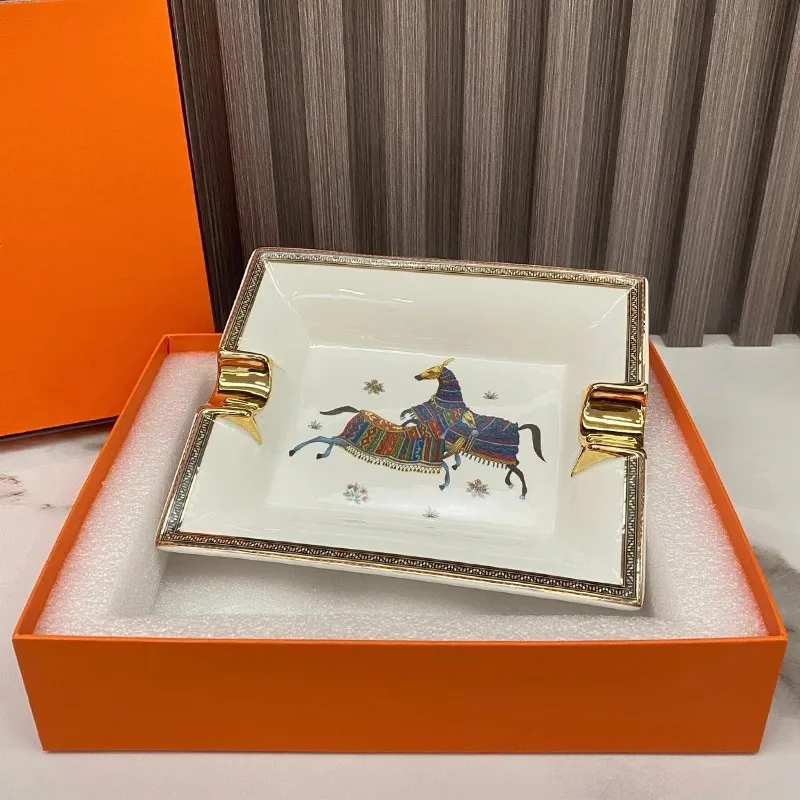 Ceramic Cigar Ashtray Luxury Modern Design Desk Desk Ornament Gift for Boyfriend Sorage Tray Organiser With Box 3