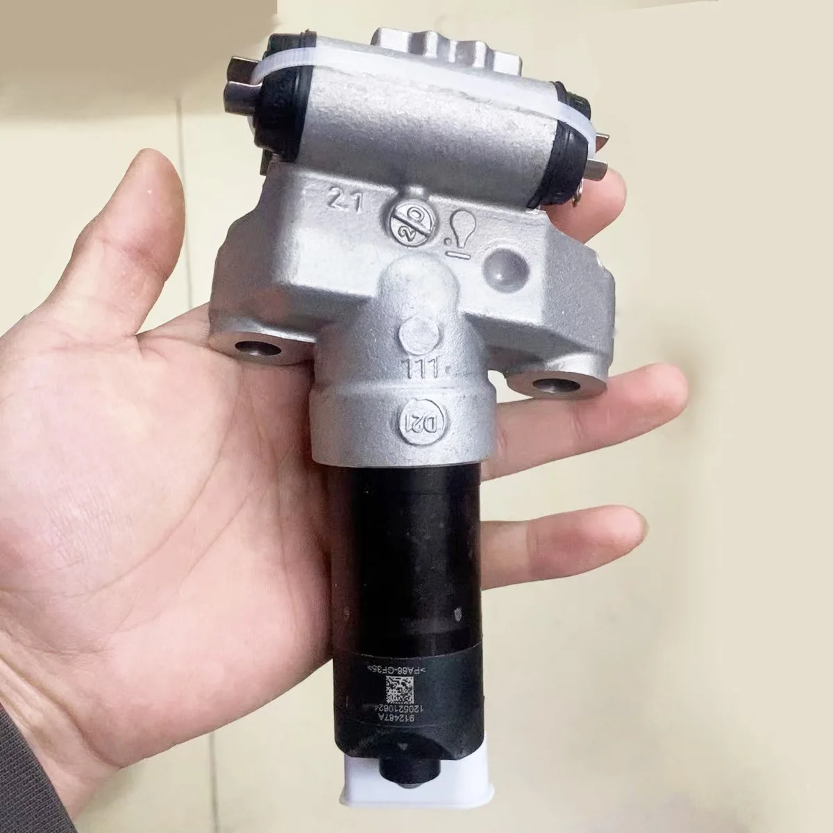 9Y0907616 , 9Y0907615 Parking Brake Actuator Rear Left and Right For Porsche Audi 9A790761500 9A790761600 New