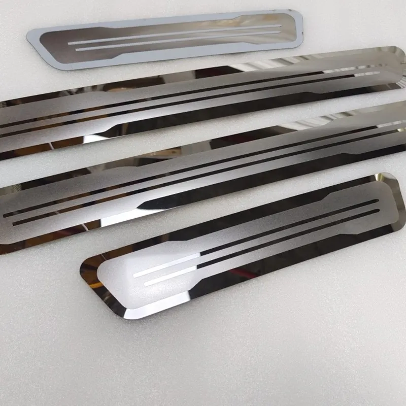 ZHCOM 4PCs Protecteur De Seuil De Porte De Voiture Pour Renault CAPTUR 2014-2020, Garniture De Protection De Seuil De Pédale D'usure Accessoires De Garniture, Acier Inoxydable