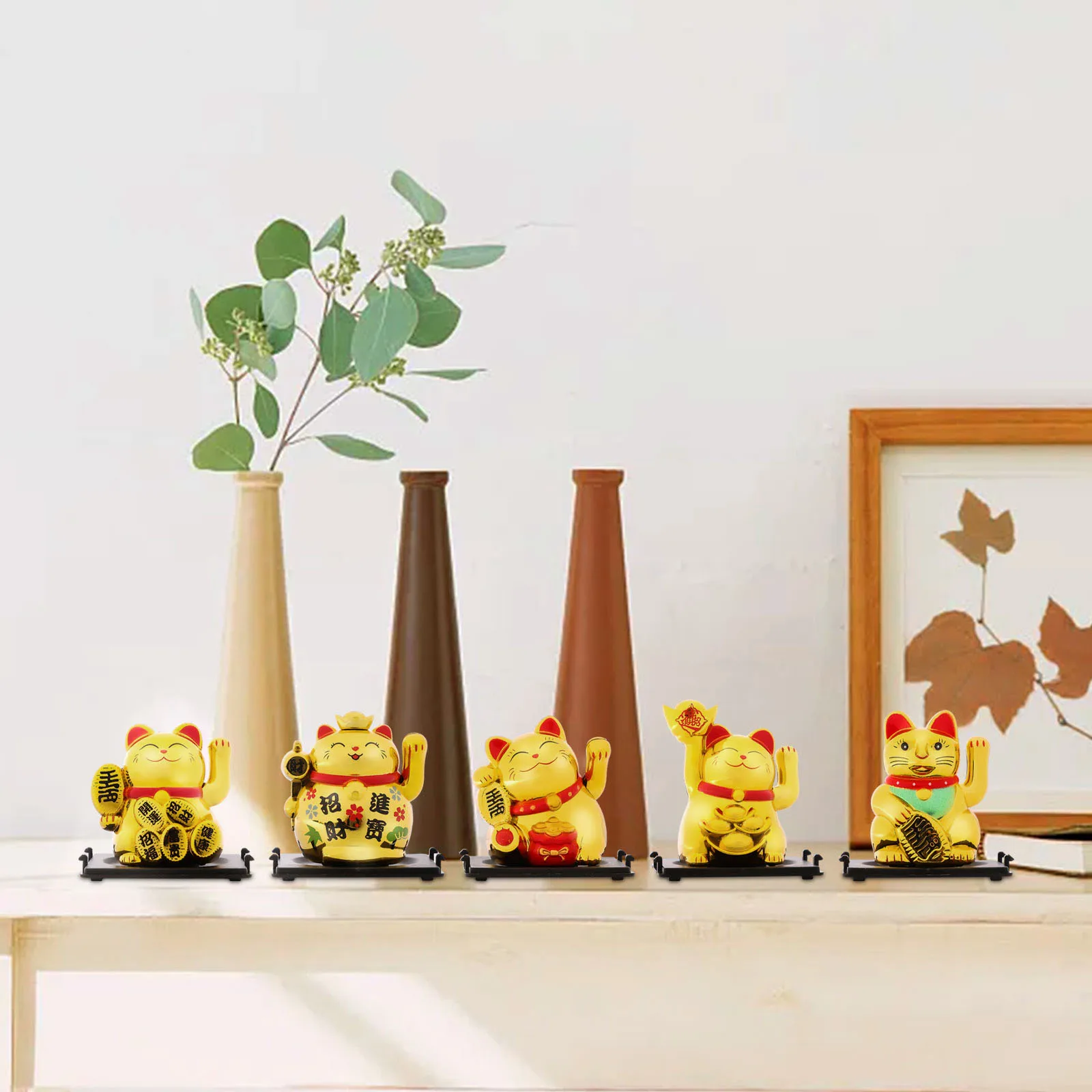 

2 Inch Lucky Cat Decoration Solar-Powered Automatic Waving Lucky Cat Cashier Car Mounted Home Gift Lucky Cat Desktop Ornaments