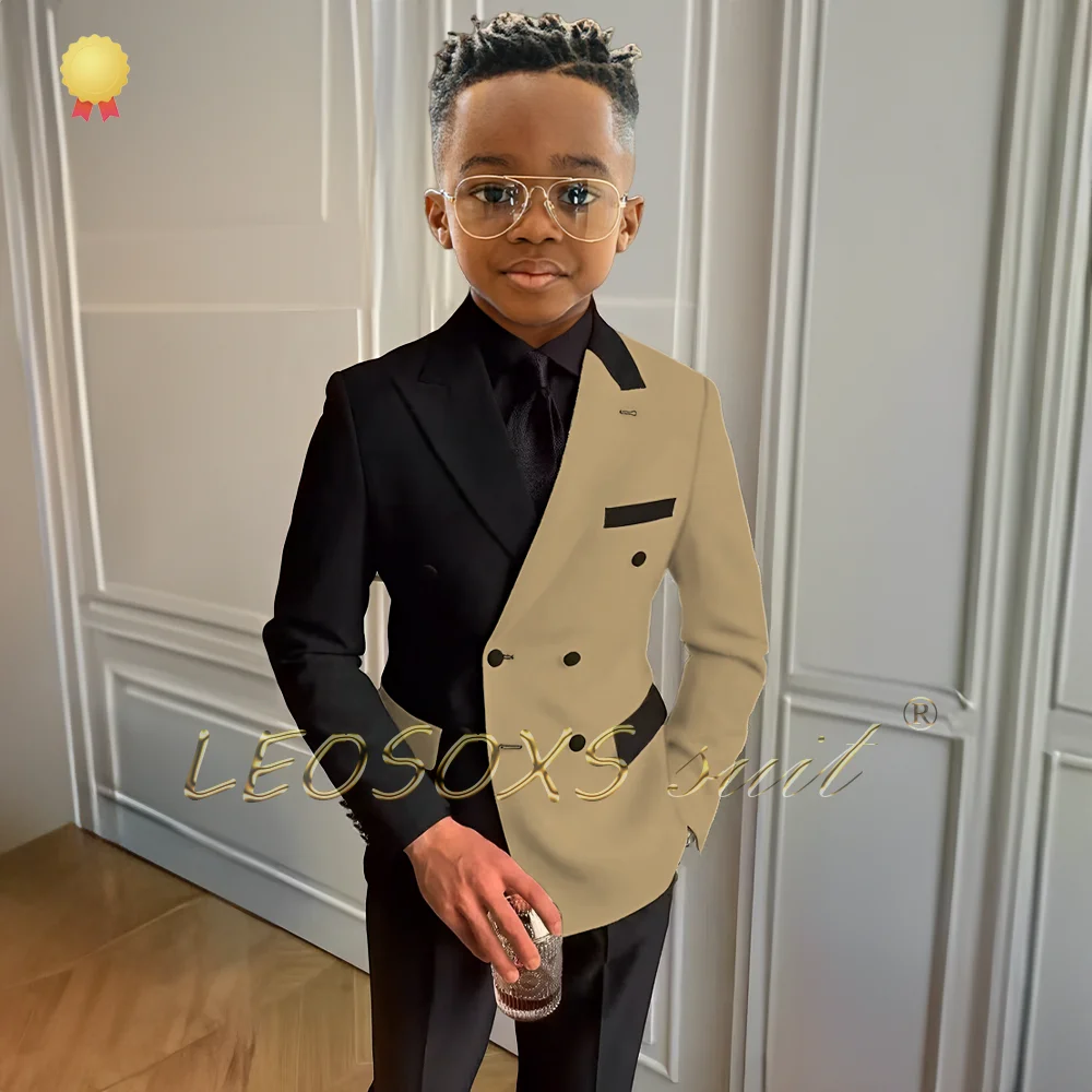Black and White Boys Suit Fitted Peak Lapel Double Breasted 2 Piece Formal Wedding Event Tuxedo Double Breasted Blazer + Pants