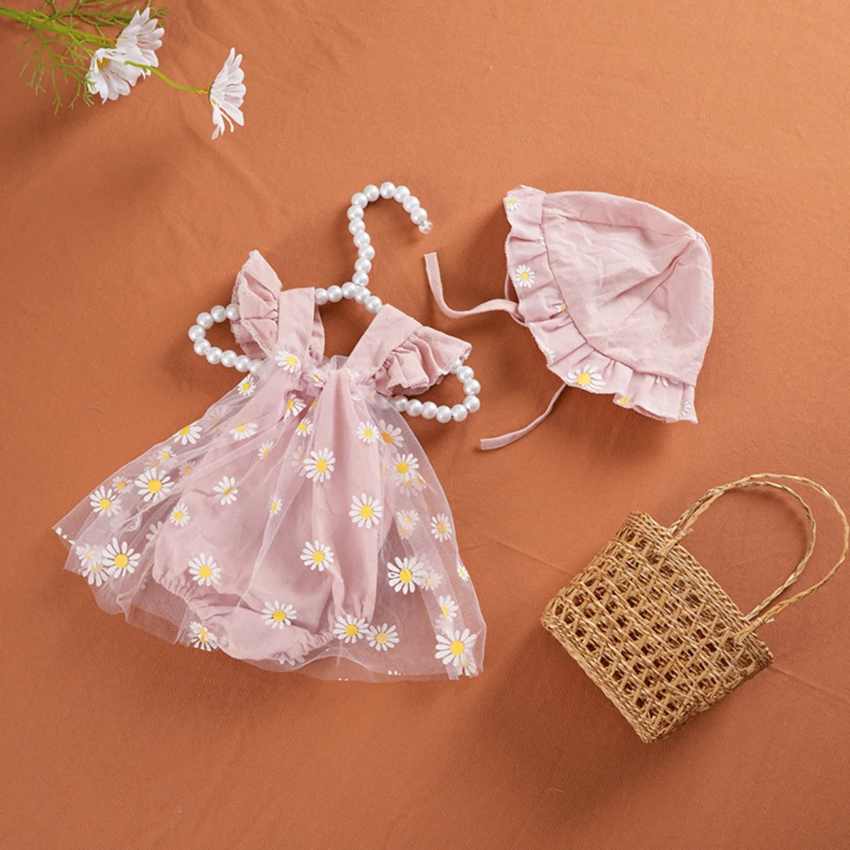 pink daisy-clothes