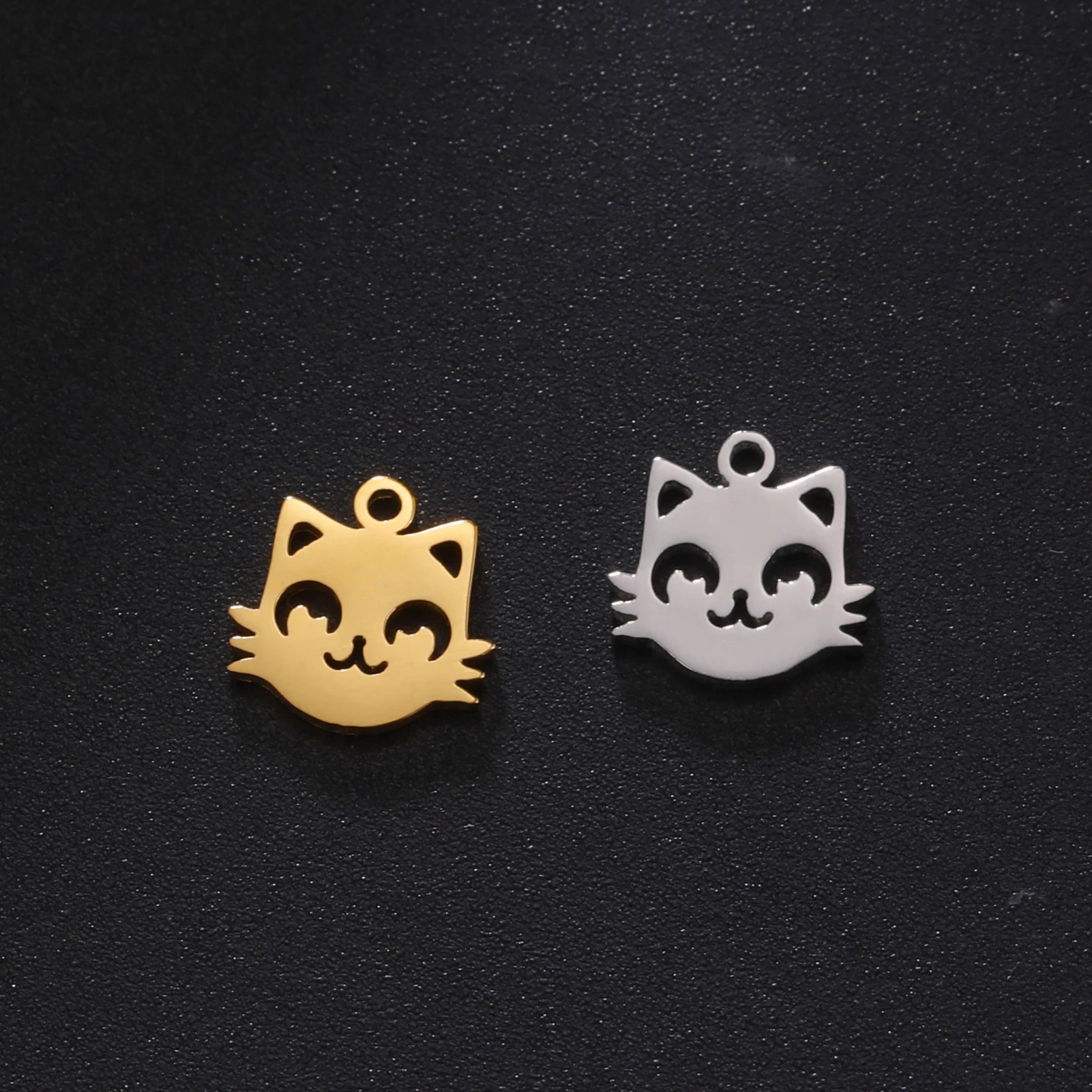 5 Stück niedlichen Katze Charme Zubehör Edelstahl Tiermaus Ohrringe Ring Anhänger DIY Handwerk Geschenk Großhandel – Detail 3