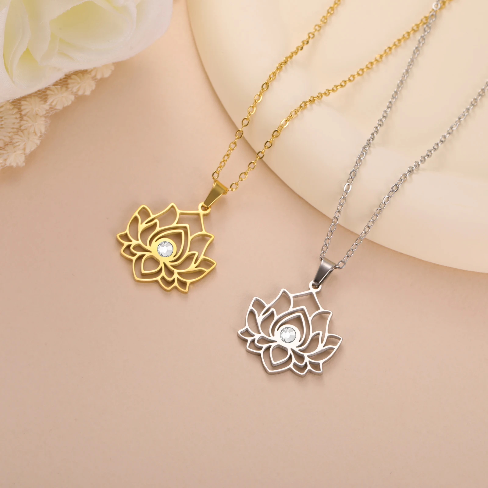 Skyrim Lotusblume Halskette Damen Edelstahl Klar Zirkon Anhänger Halskette Yoga Chakra Buddhismus Schmuck Weihnachtsgeschenke