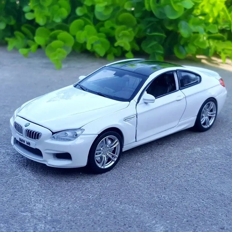 1:32 BMW M6 COUPE IN LEGA PER AUTO MODELLO veicolo giocattolo Diecast Collezione Kids Bianco Regalo 